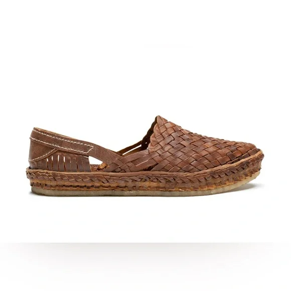 Mohinders Leather Woven Shoe in Walnut - Picture 2 of 10